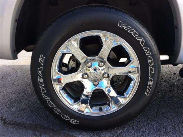 2014 RAM Ram Pickup 1500 4x4 Laramie 4dr Crew Cab 5.5 ft. SB Pickup